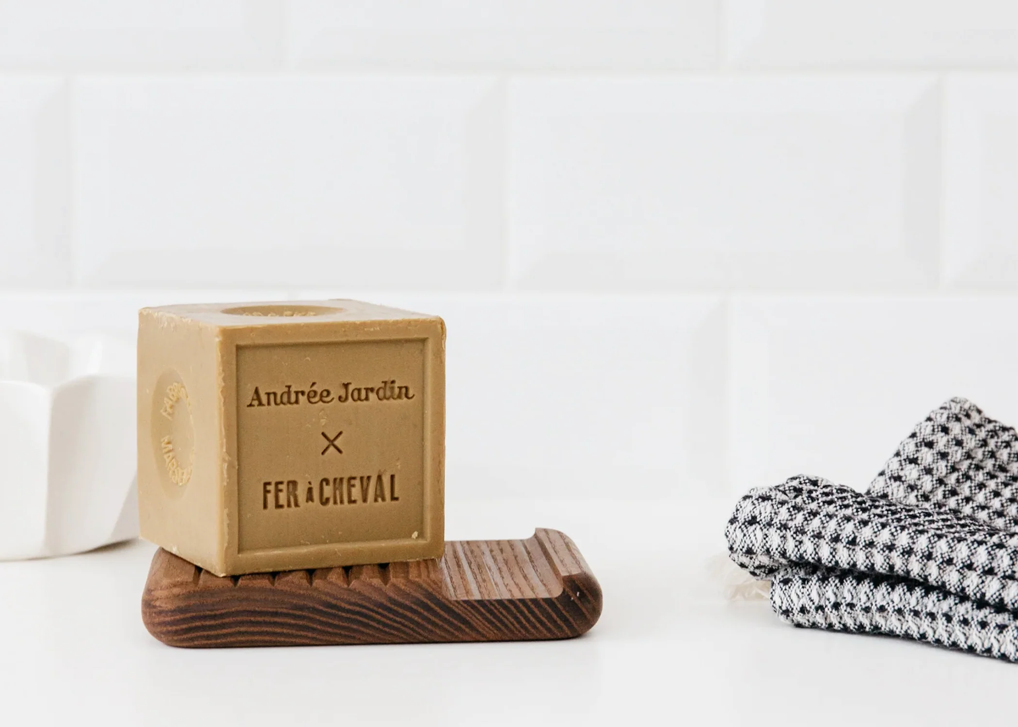 Andrée Jardin Ashwood Soap Dish - Image 3