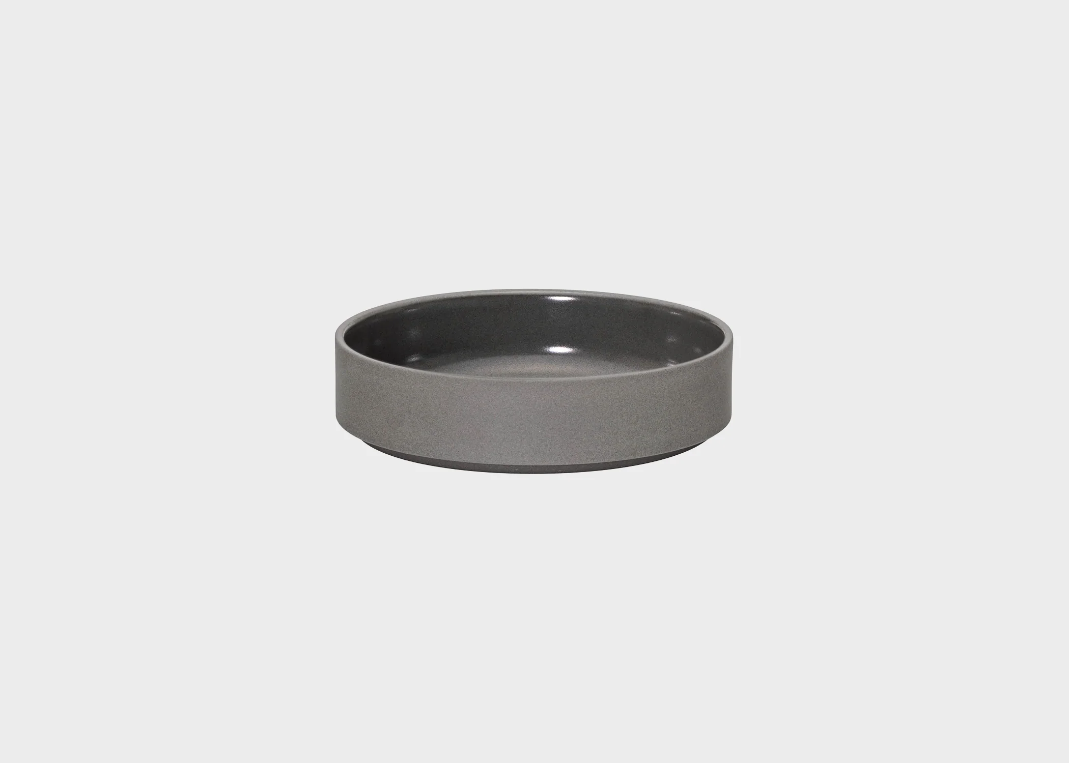 Hasami Shallow Cup/Bowl - Dark Gray - Image 3