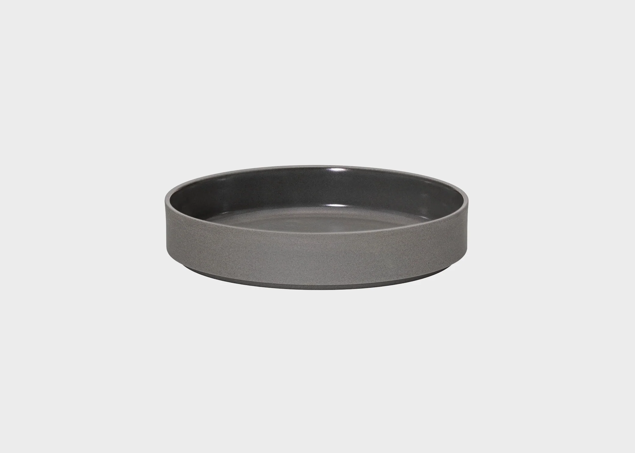 Hasami Shallow Cup/Bowl - Dark Gray - Image 4