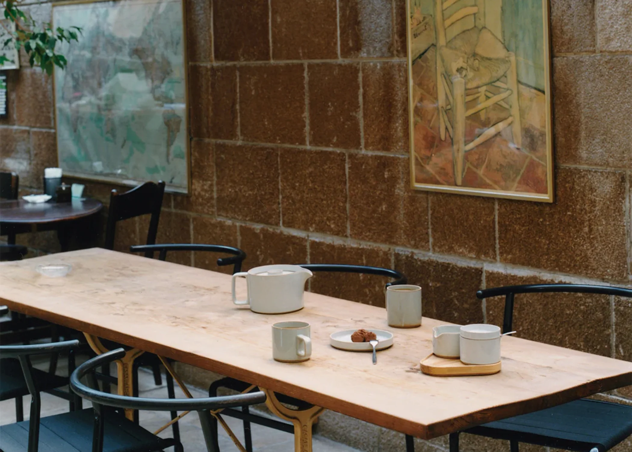 Hasami Creamer - Natural - Image 3
