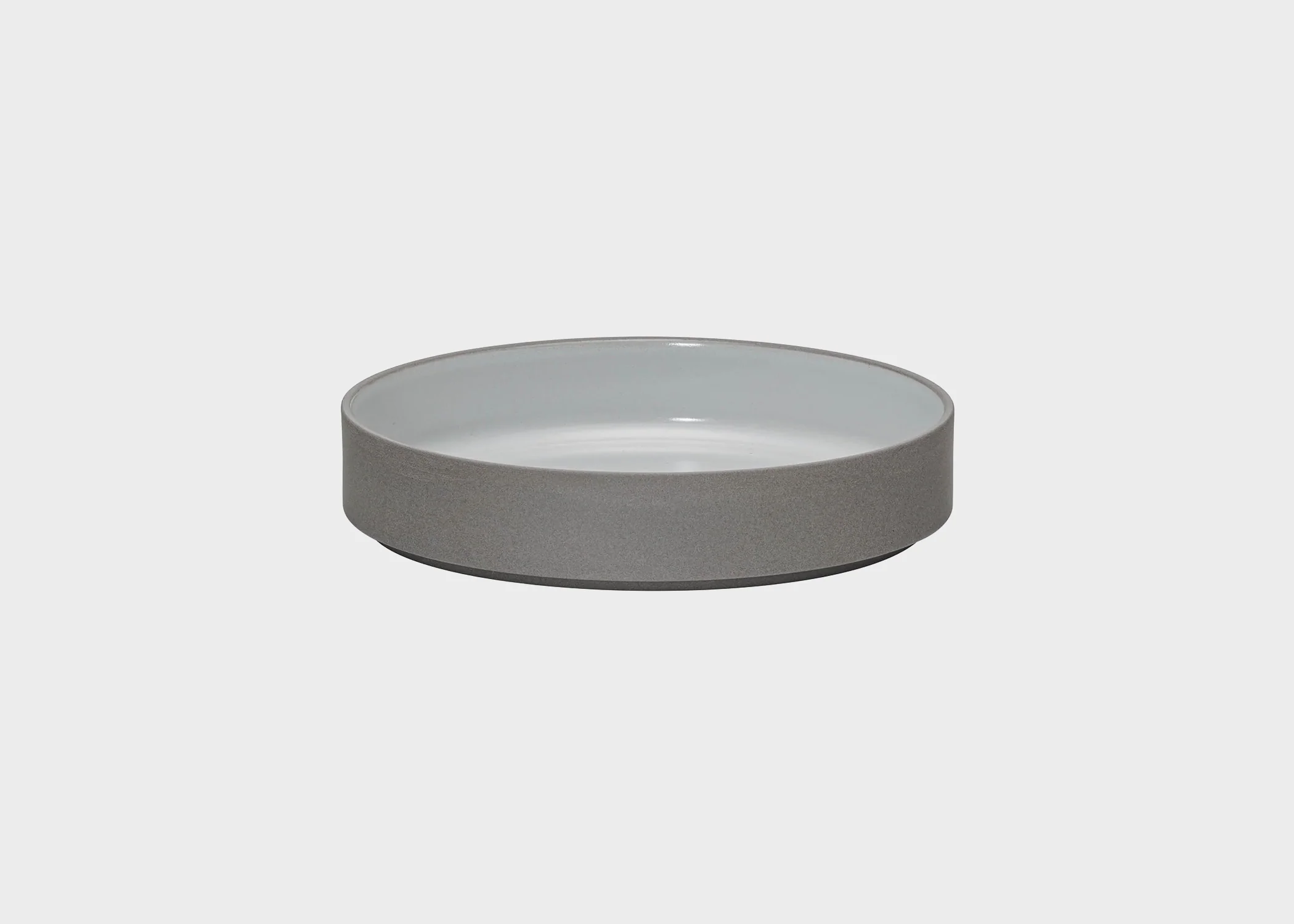 Hasami Shallow Cup/Bowl - Ash White - Image 4