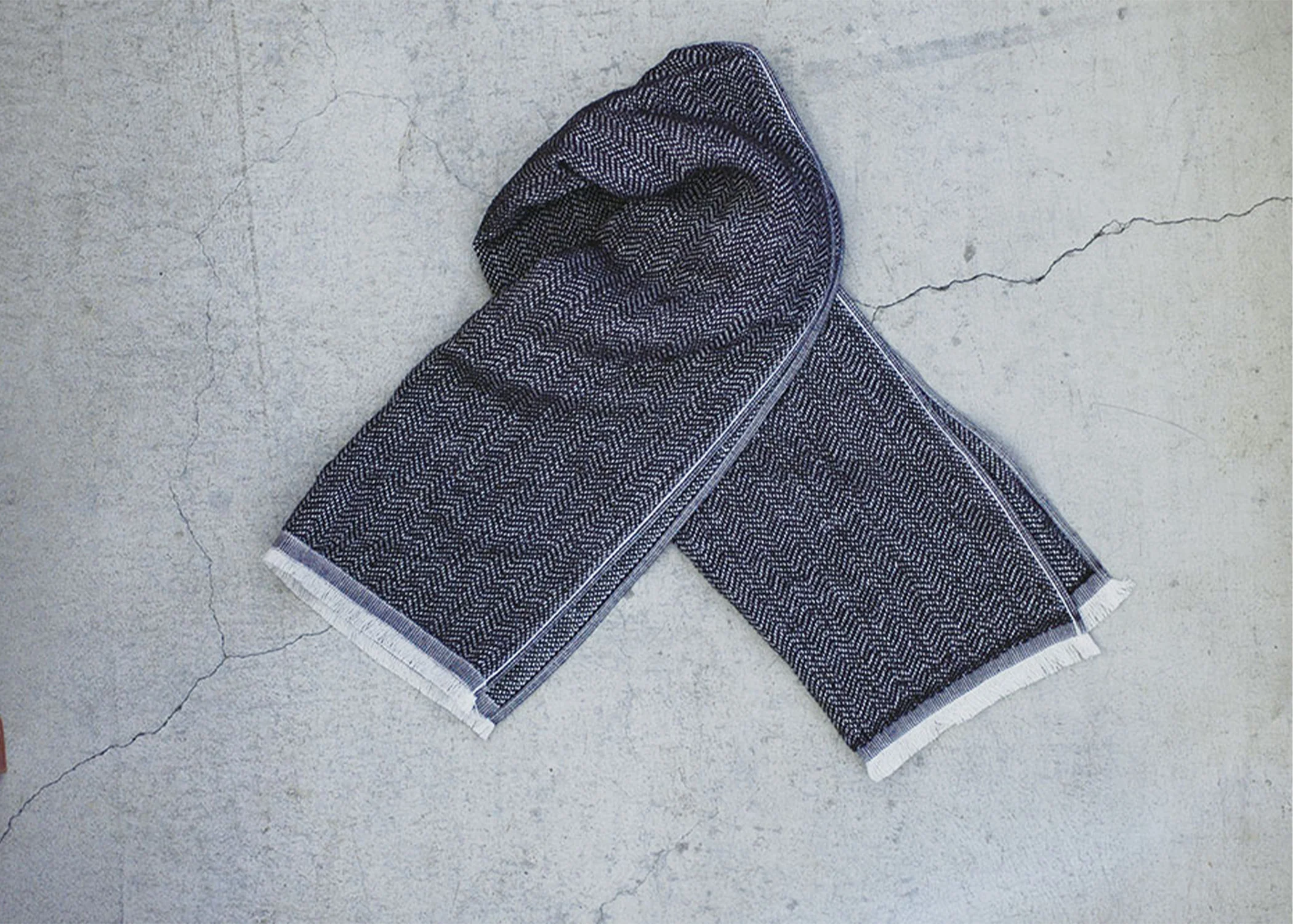 Herringbone Gauze Towel - Image 2