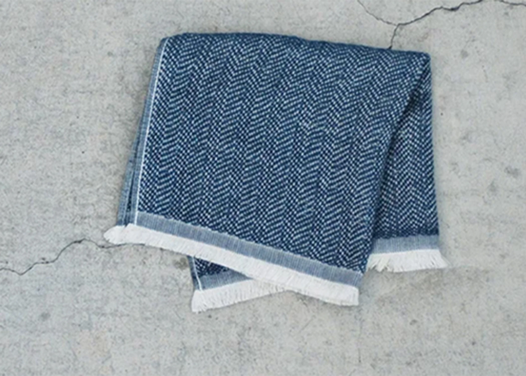 Herringbone Gauze Towel - Image 4