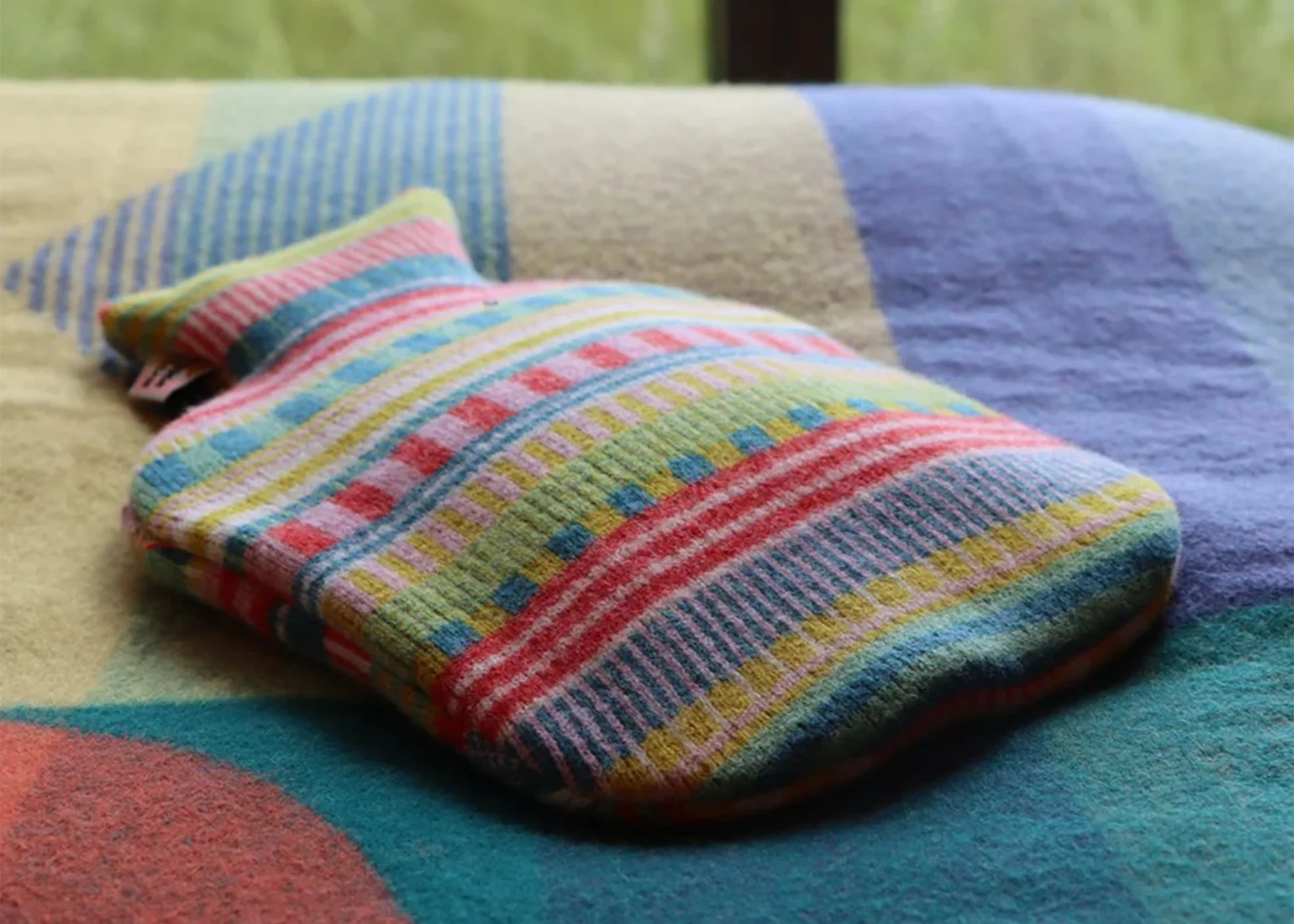 Hot Water Bottle Static Stripe - Image 2