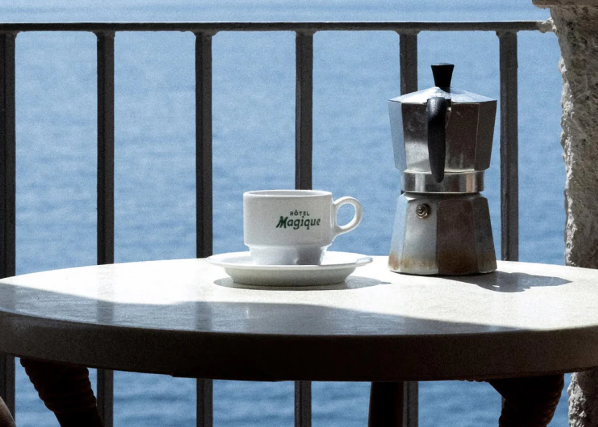 Hotel Magique Teacup Set - Image 4