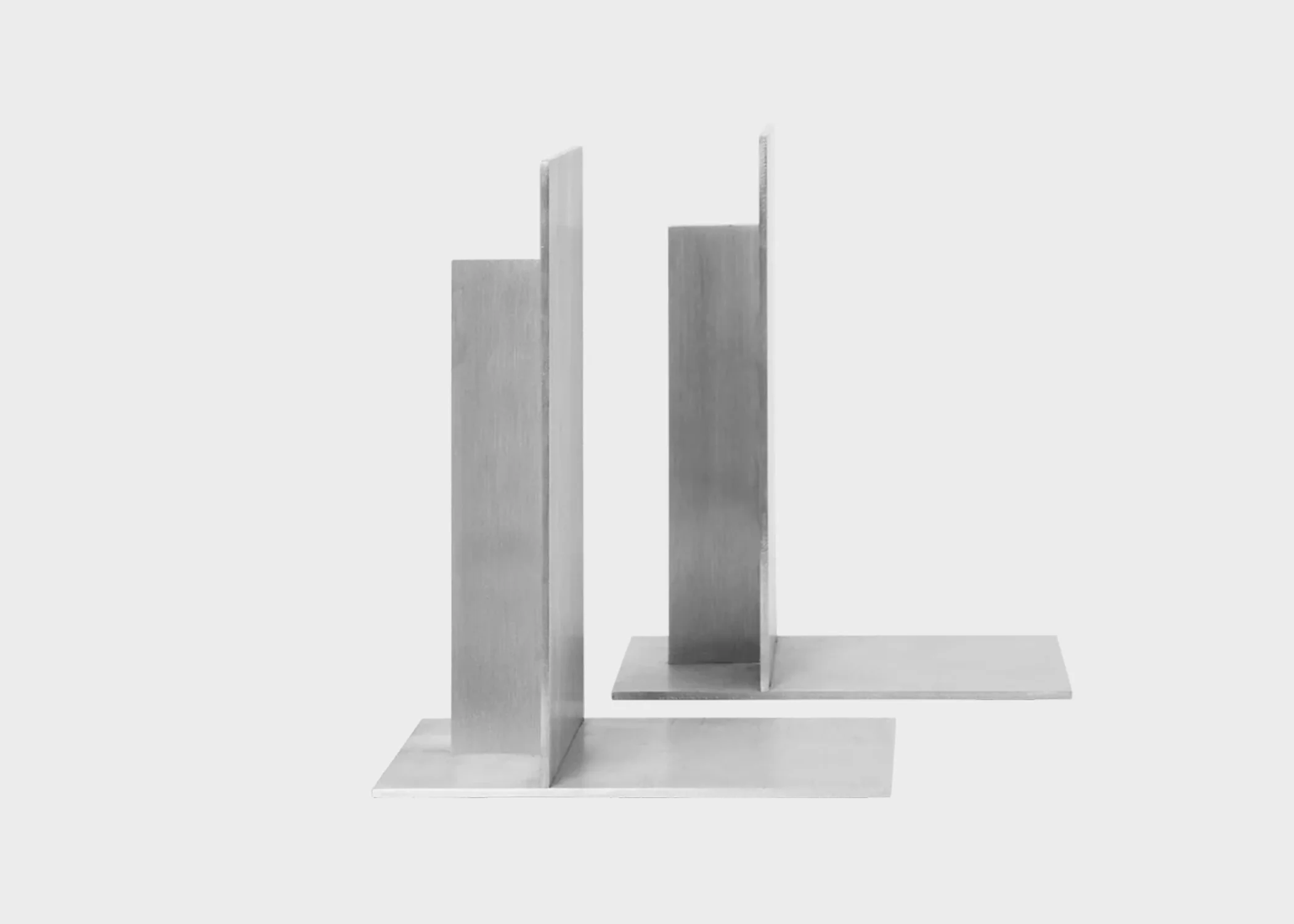 Lager Bookends