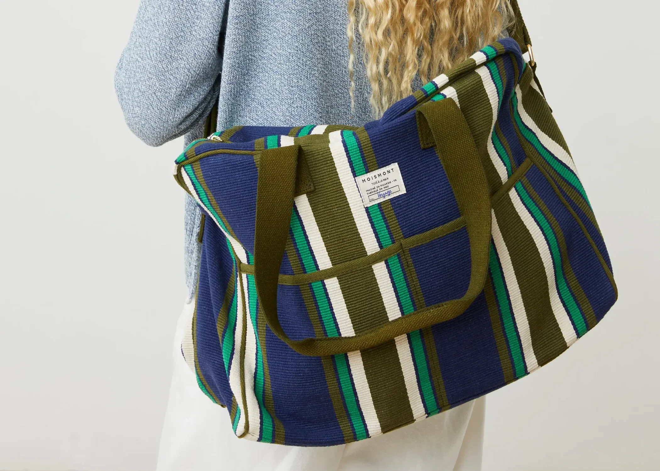 Large Weekend Bag - Image 4