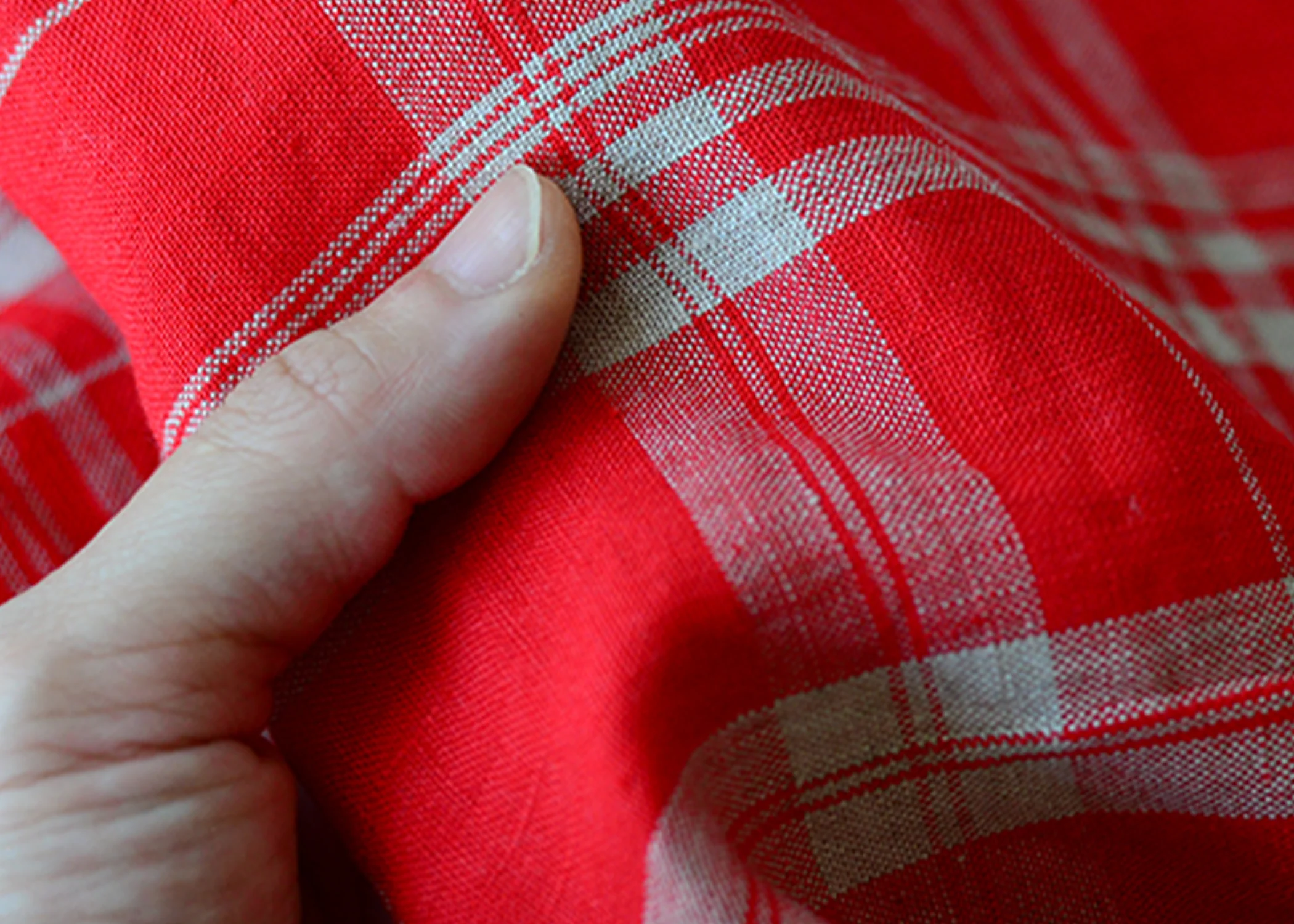 Linen Coaster, Poggio Scarlet - Image 3