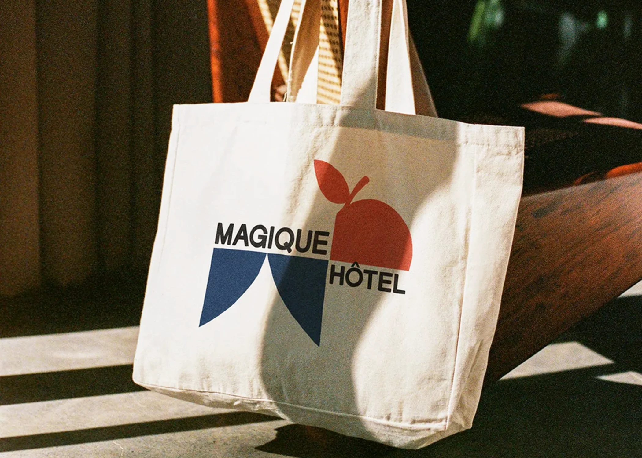 Magique Tote Bag - Image 2