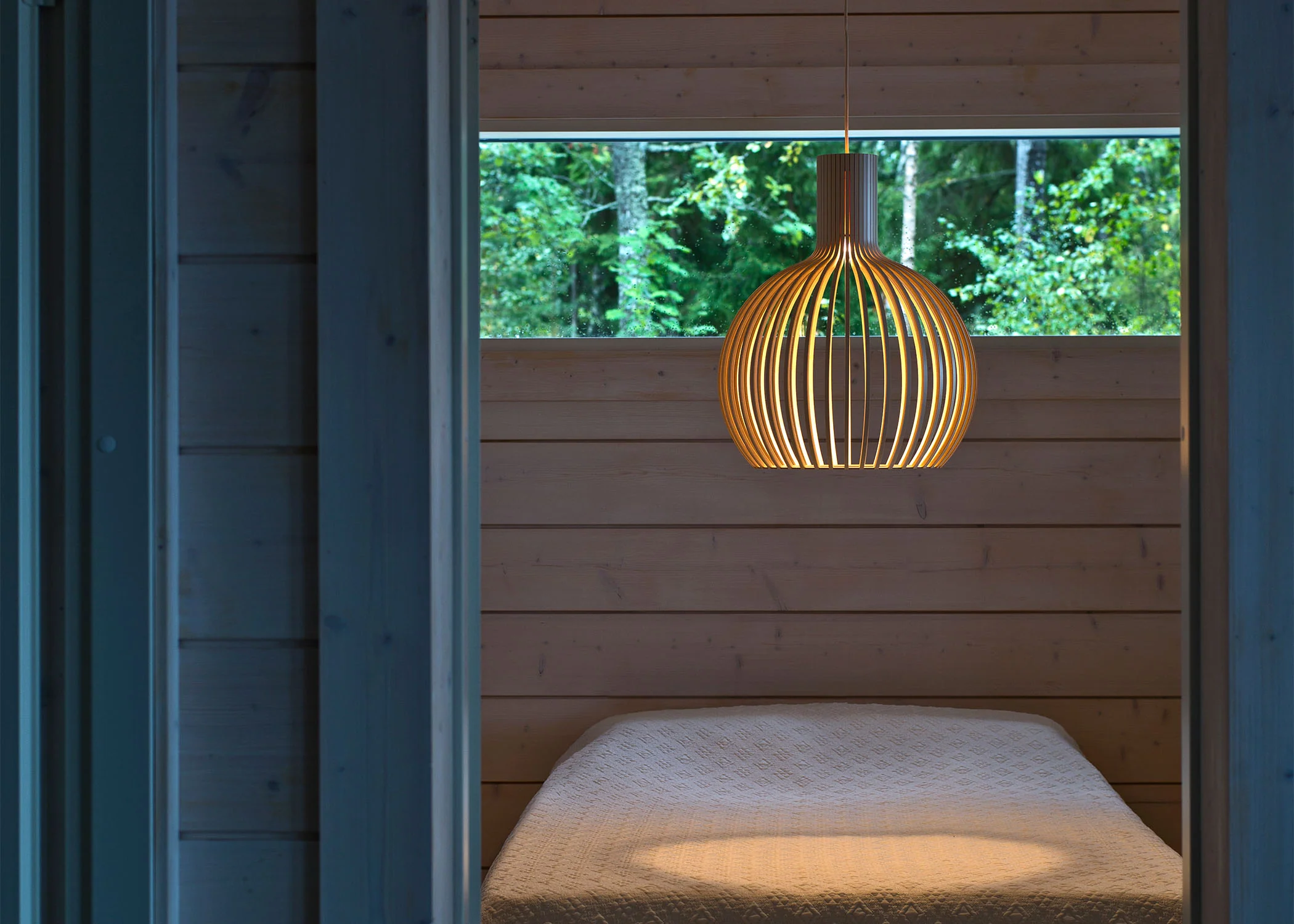 Octo 4240 Pendant - Birch - Image 4