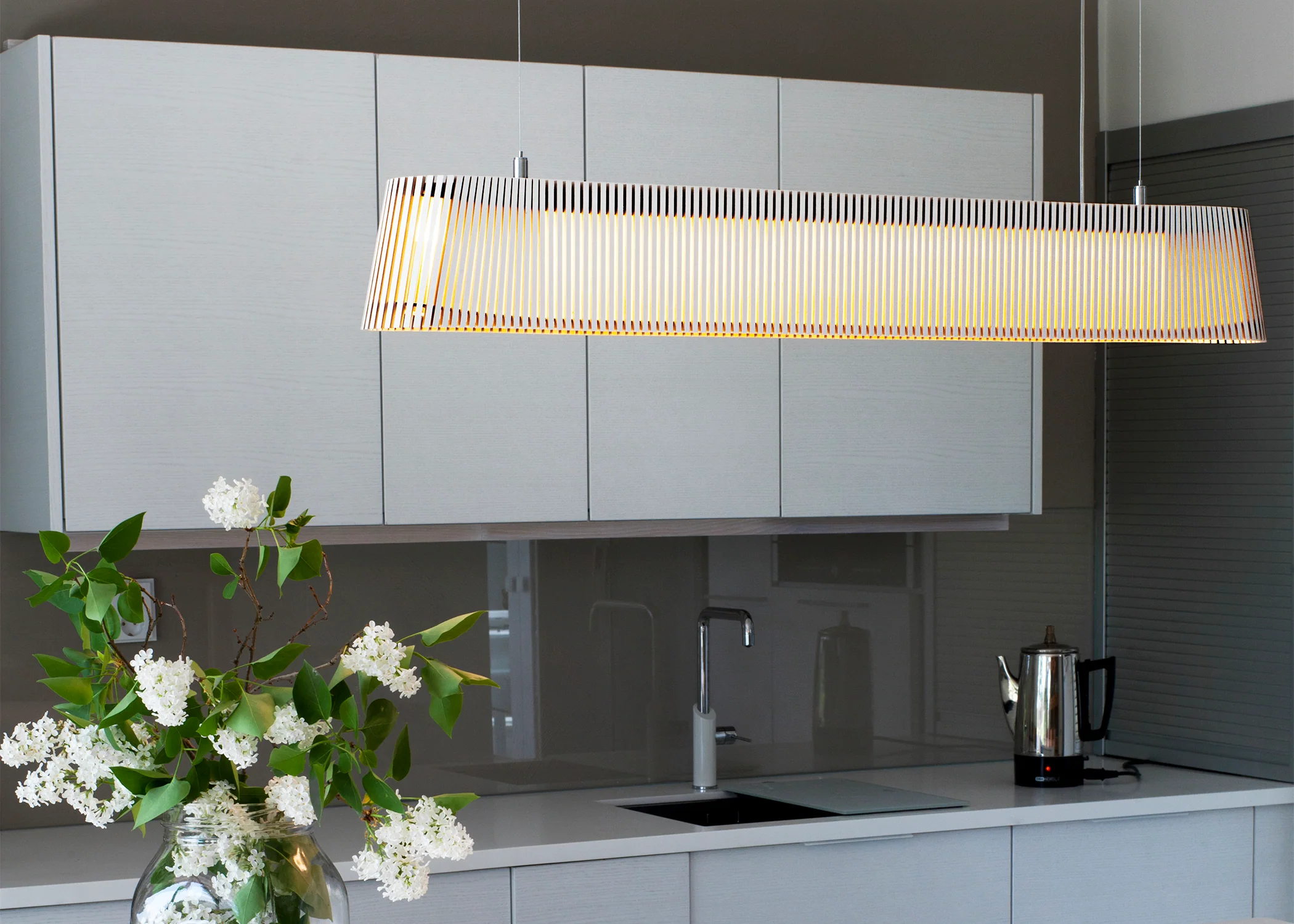 Owalo 7000 Pendant - White - Image 2