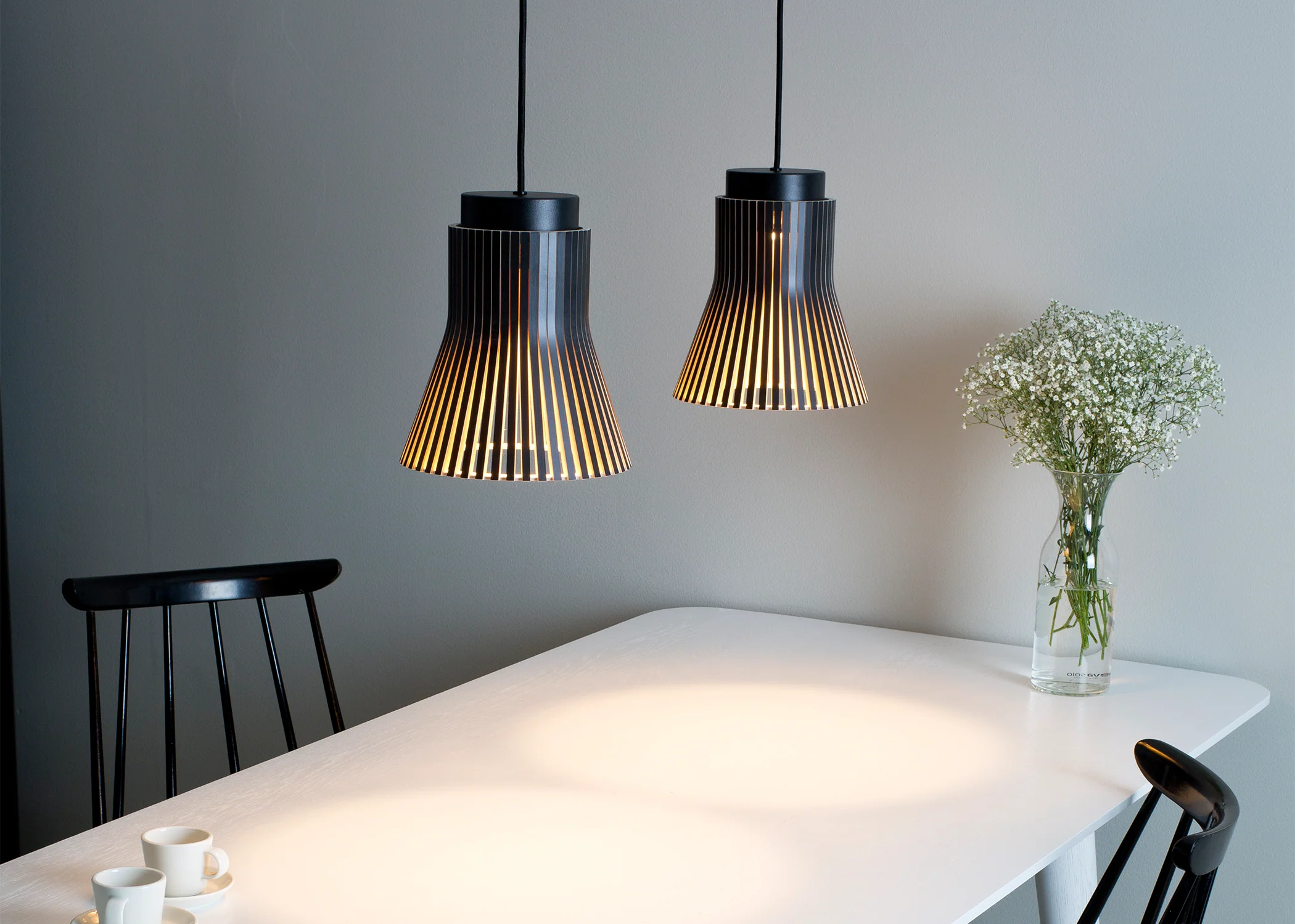 Petite 4600 Pendant - Black - Image 2