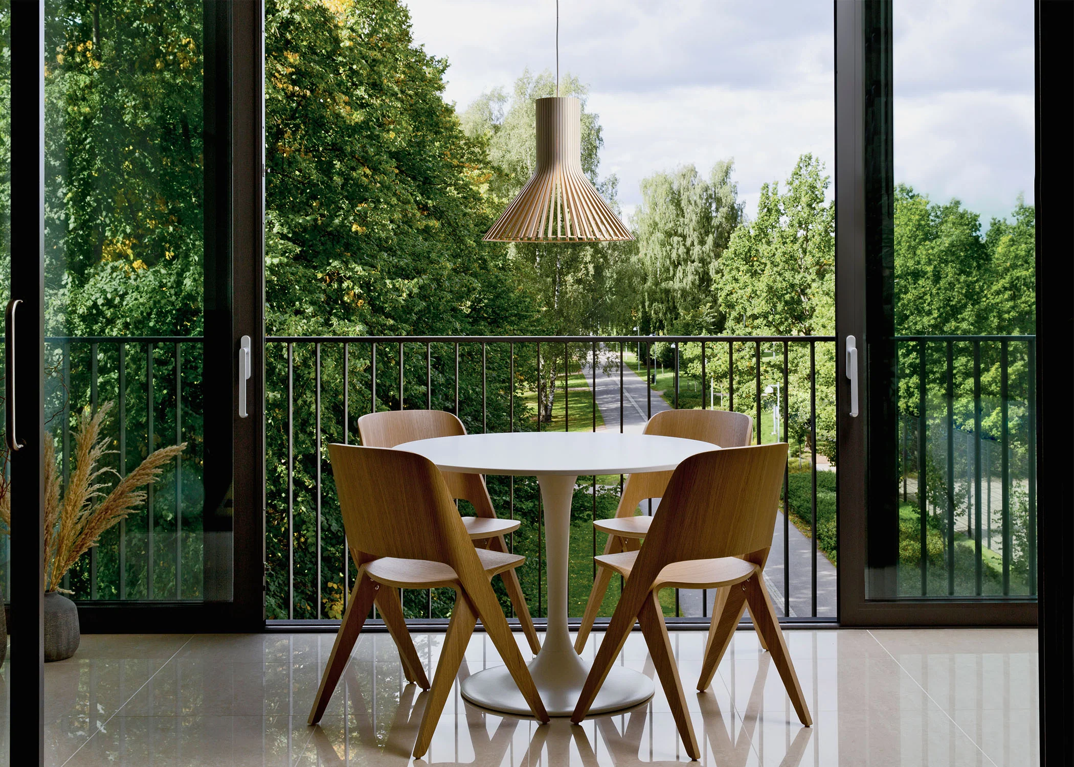 Puncto 4203 Pendant - White - Image 4