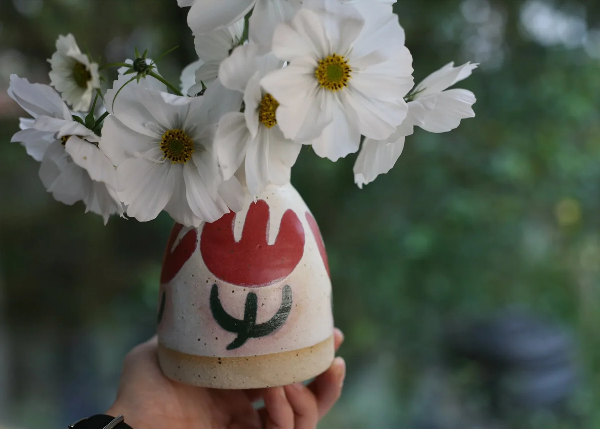Red Tulip Bud Vase - Image 3