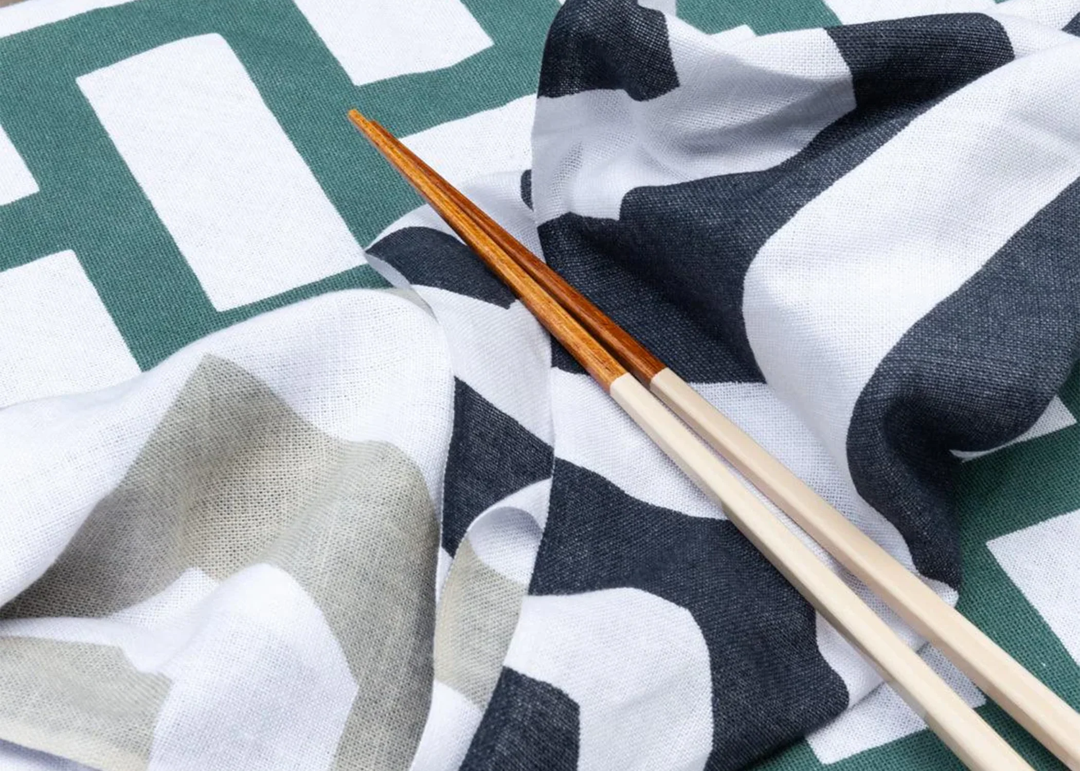 Urushi Slim Chopsticks - Image 10