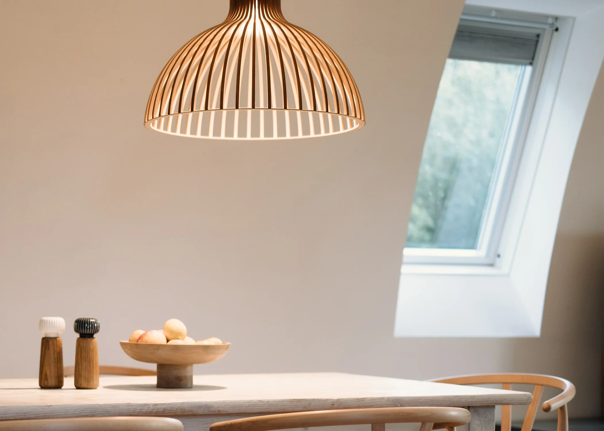 Victo 4250 Pendant - Walnut - Image 3