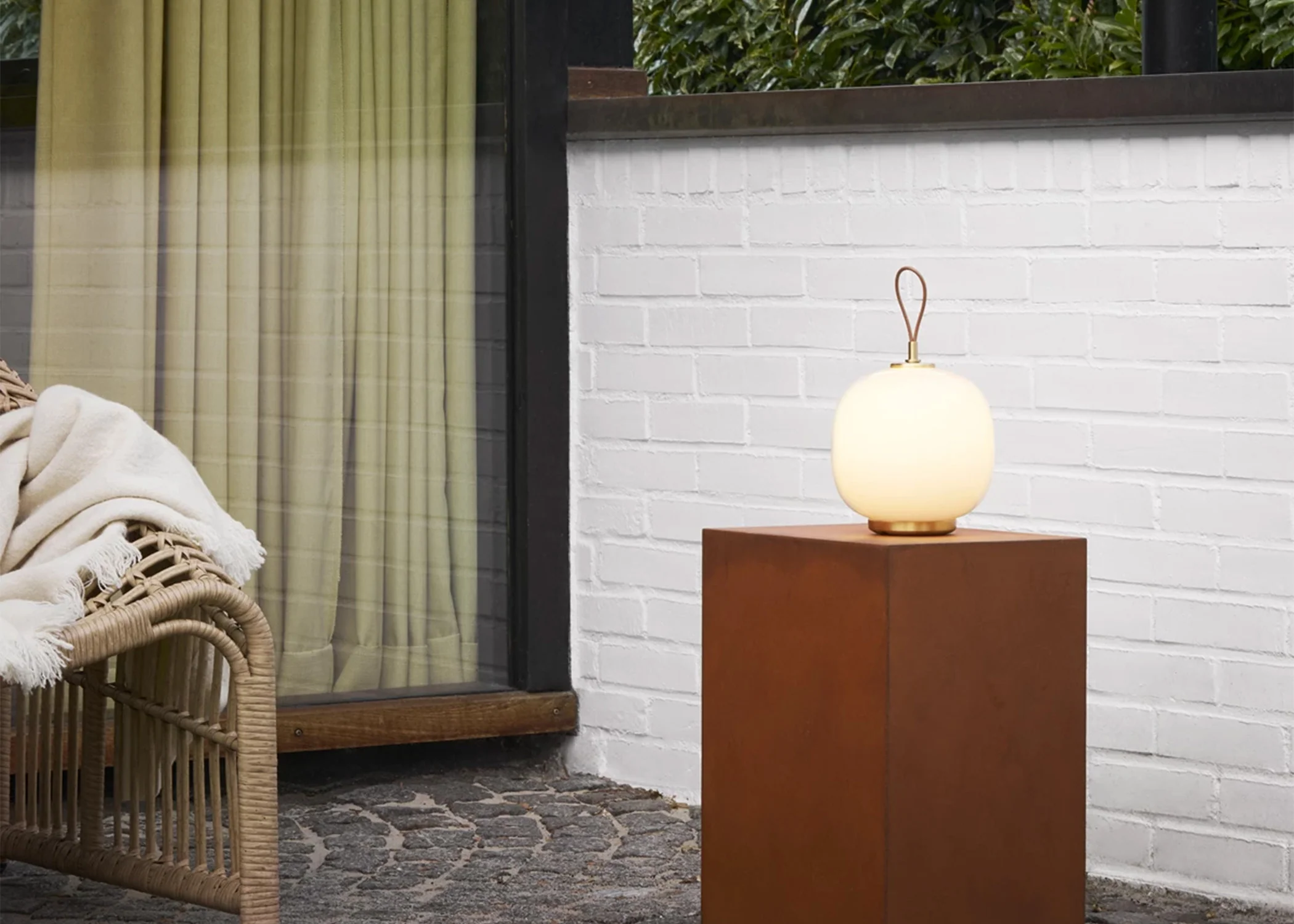 VL 45 Radiohus Portable Lamp - Image 4